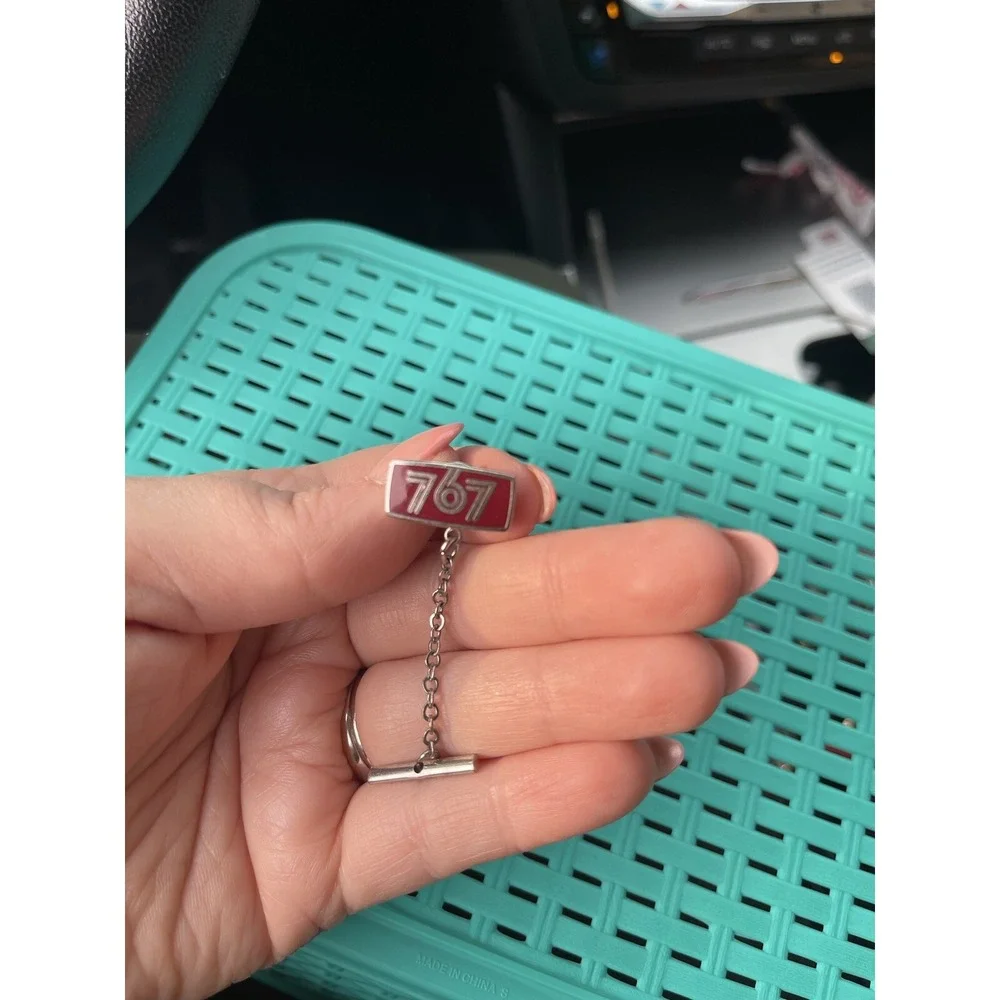 Boeing 767 Enameled Tie Tack‎ Lapel Pin